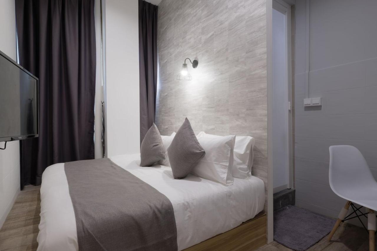 Q Loft Hotels At Bedok Singapore Esterno foto