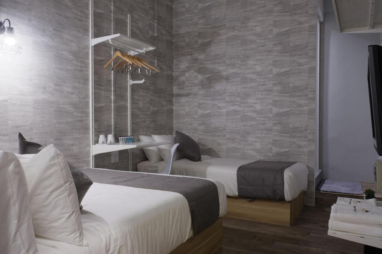 Q Loft Hotels At Bedok Singapore Esterno foto