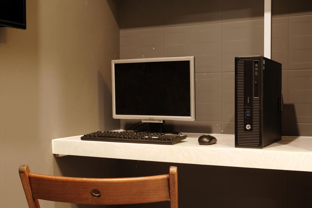 Q Loft Hotels At Bedok Singapore Esterno foto