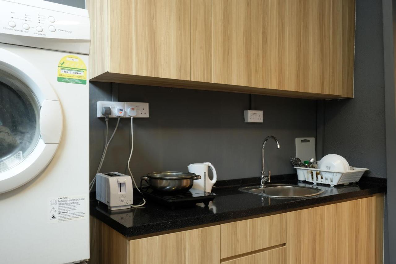 Q Loft Hotels At Bedok Singapore Esterno foto