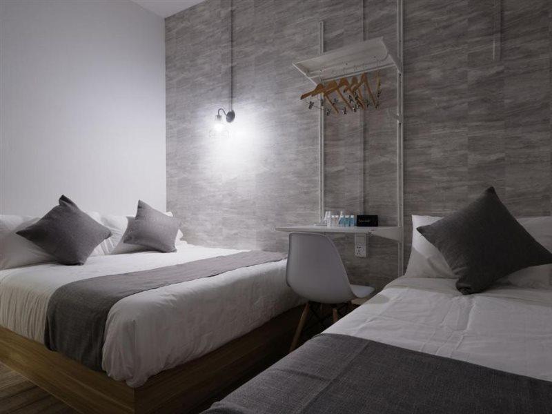 Q Loft Hotels At Bedok Singapore Esterno foto