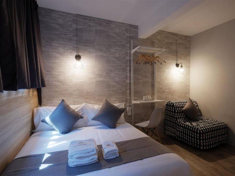 Q Loft Hotels At Bedok Singapore Esterno foto